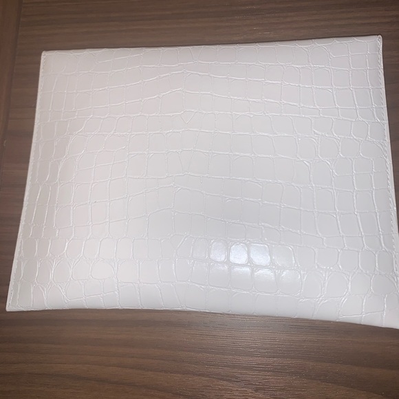 Ralph Lauren Clutch and Romance Sampler - Picture 2 of 4